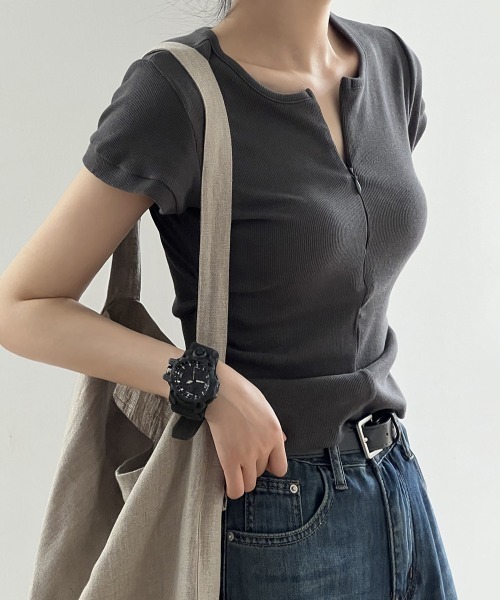 

Футболка с U-образным вырезом, короткими рукавами и застежкой-молнией FAVORITO, серый