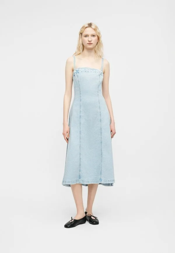 Джинсовое платье Gap, Light Blue Denim
