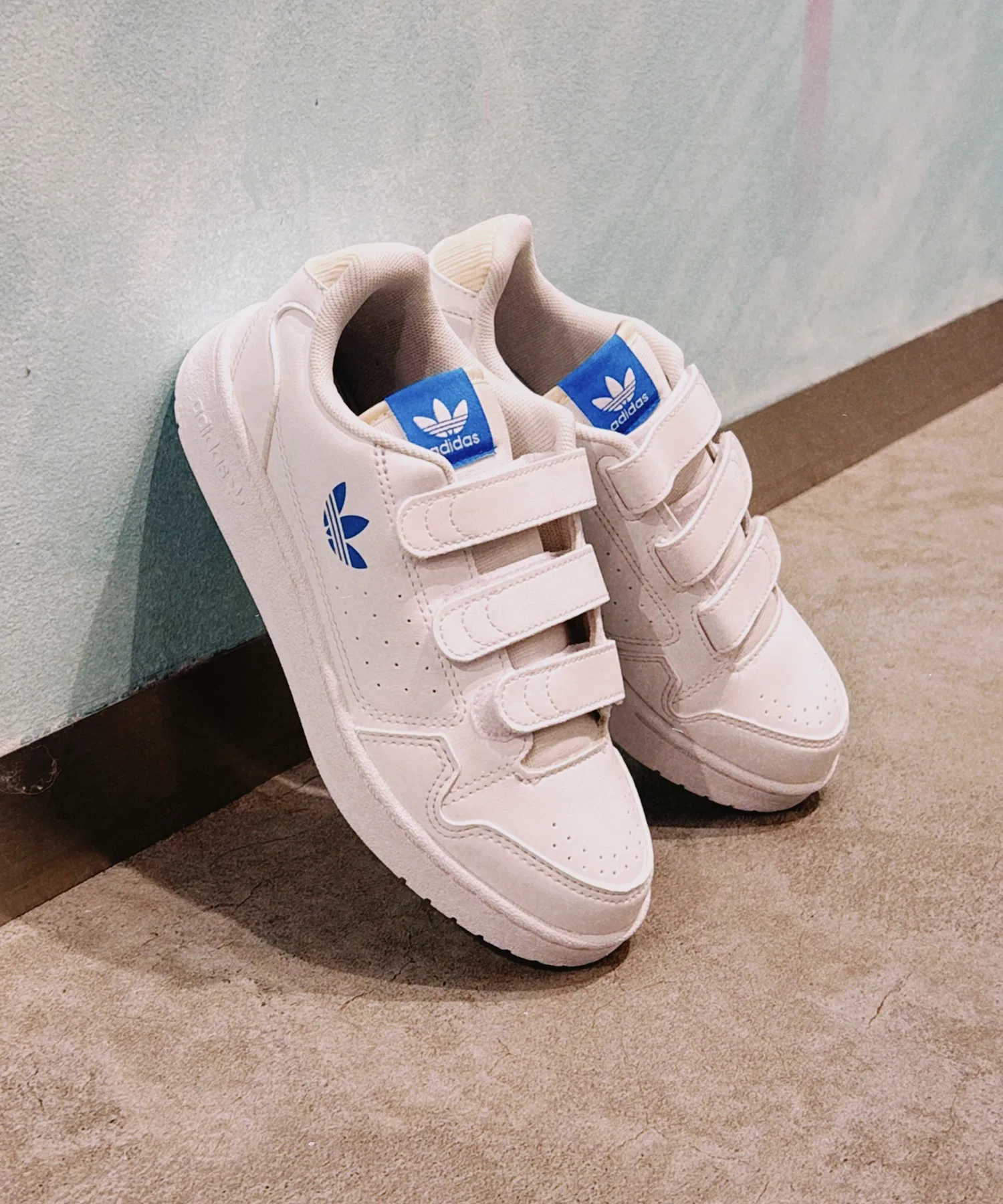 Детские кроссовки adidas Originals NY 90
