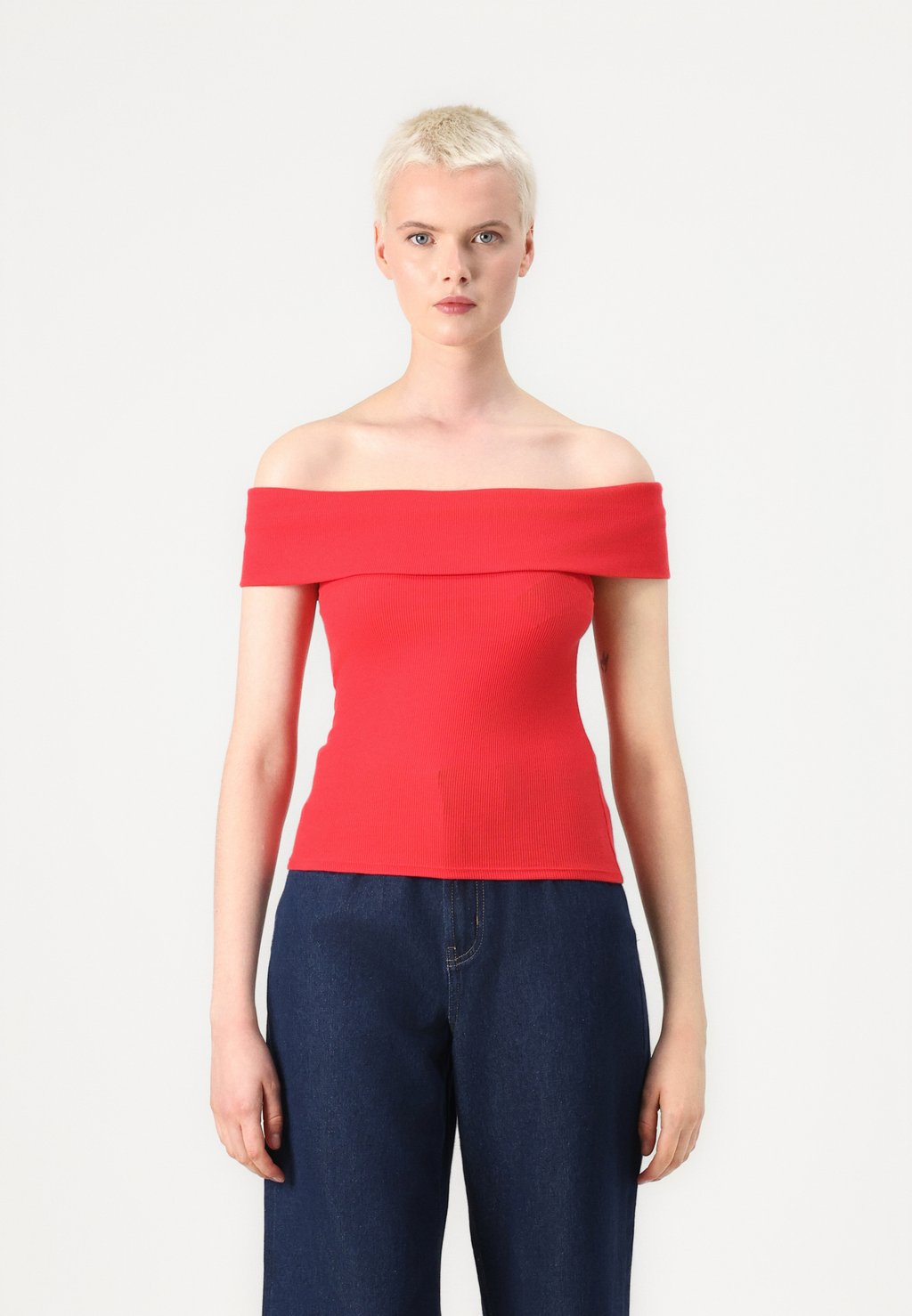

Футболка с принтом FOLDOVER Hollister Co., красный