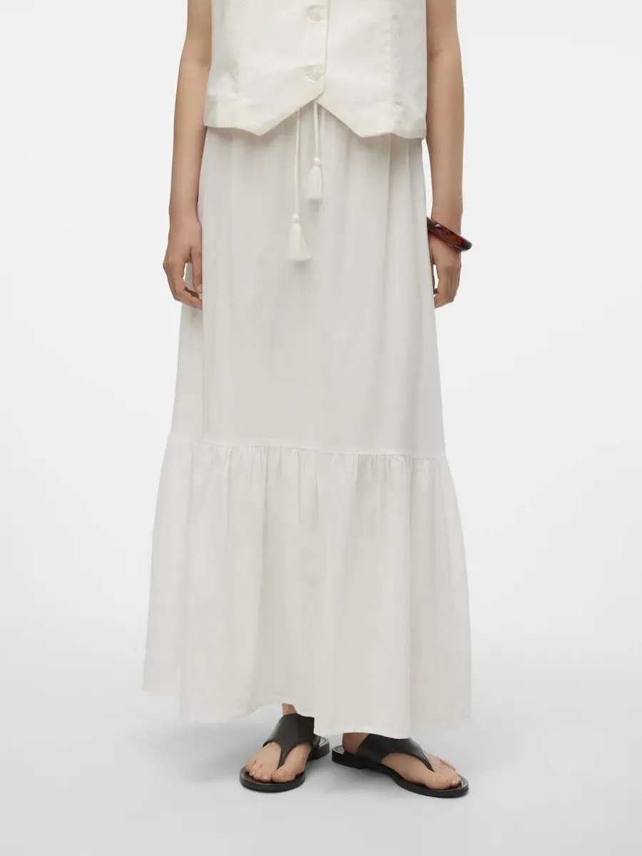 

Юбка макси Vero Moda "VMPRETTY HW MAXI SKIRT WVN GA NOOS", белый