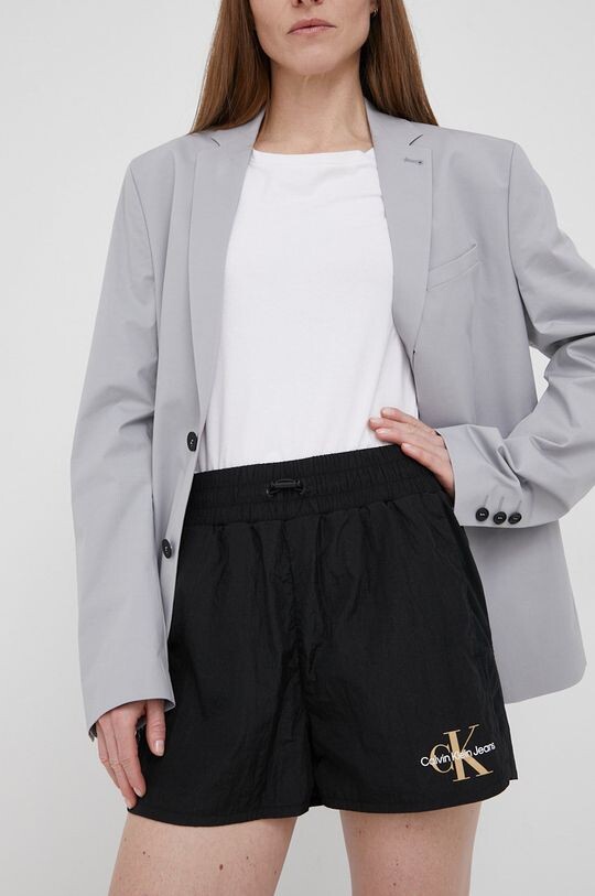 

Шорты Calvin Klein Jeans, черный