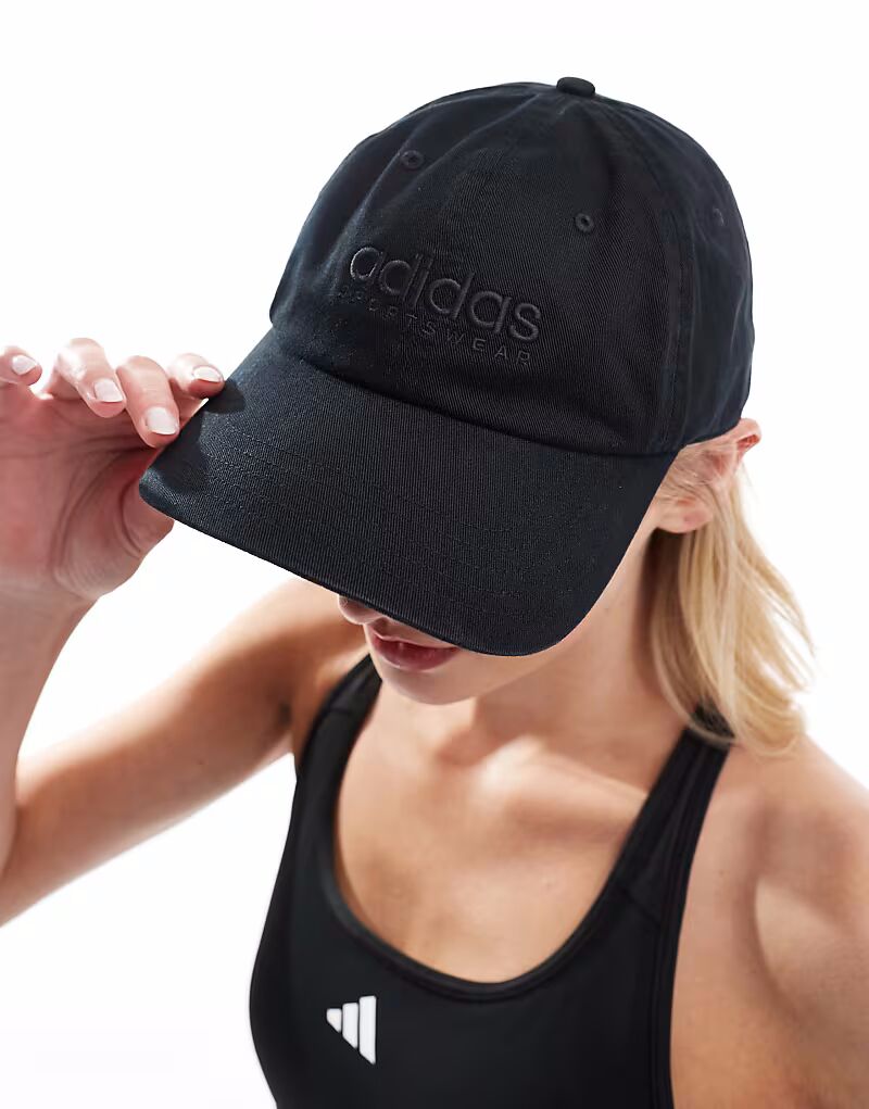 

Кепка Adidas Training dad черного цвета
