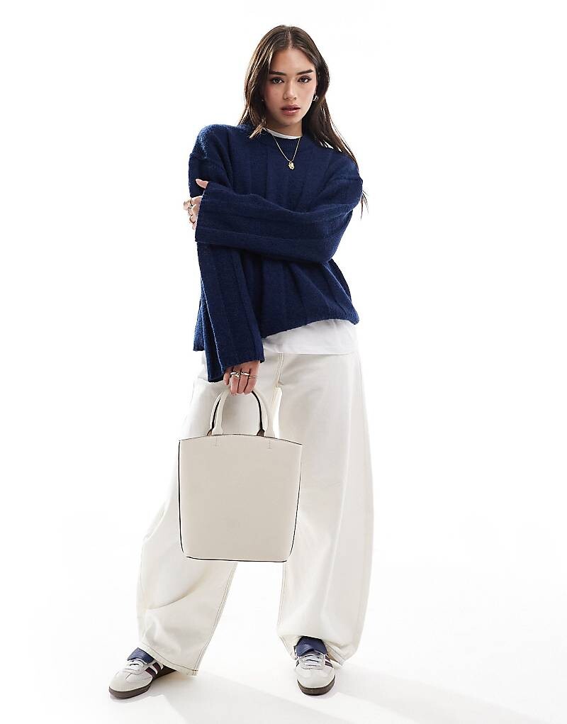 

ASOS DESIGN – темно-синий свитер в рубчик с круглым вырезом