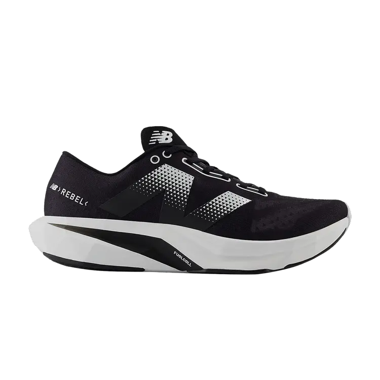

Кроссовки New Balance FuelCell Rebel v4 2E Wide 'Black White', черный