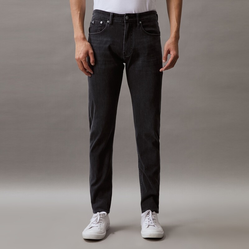 

Джинсы Calvin Klein Jeans зауженные, черный