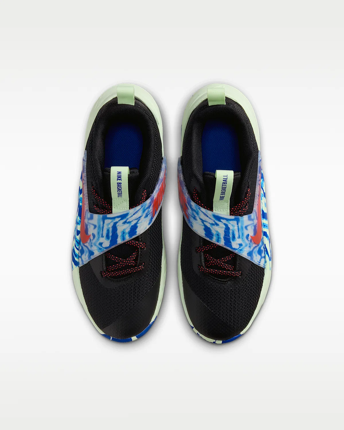 Детские баскетбольные кроссовки Nike Team Hustle D 12, Black/Game Royal/Volt Tint/Bright Crimson — фото 4