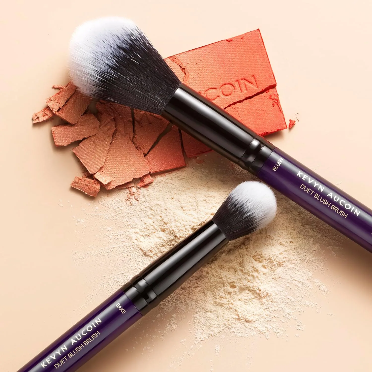 Kevyn Aucoin Duet Blush Brush: универсальная кисть для румян и запекания, No Color — фото 3