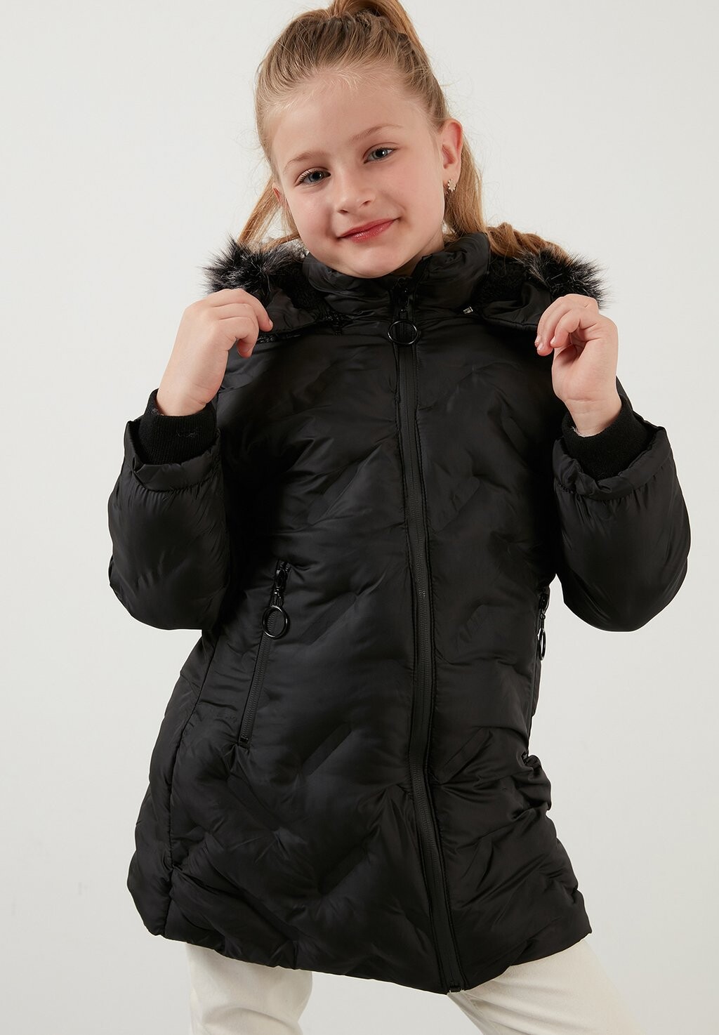 

Зимнее пальто Regular Fit LELA, черный