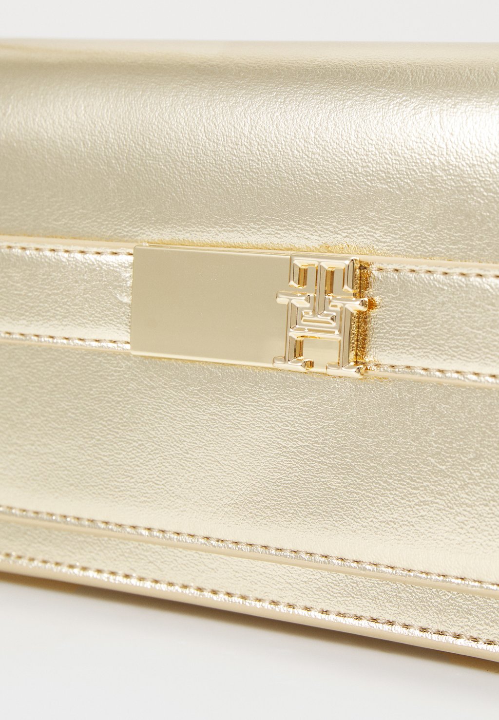 

Кошелек HERITAGE FLAP CHAIN GO Tommy Hilfiger, золотой