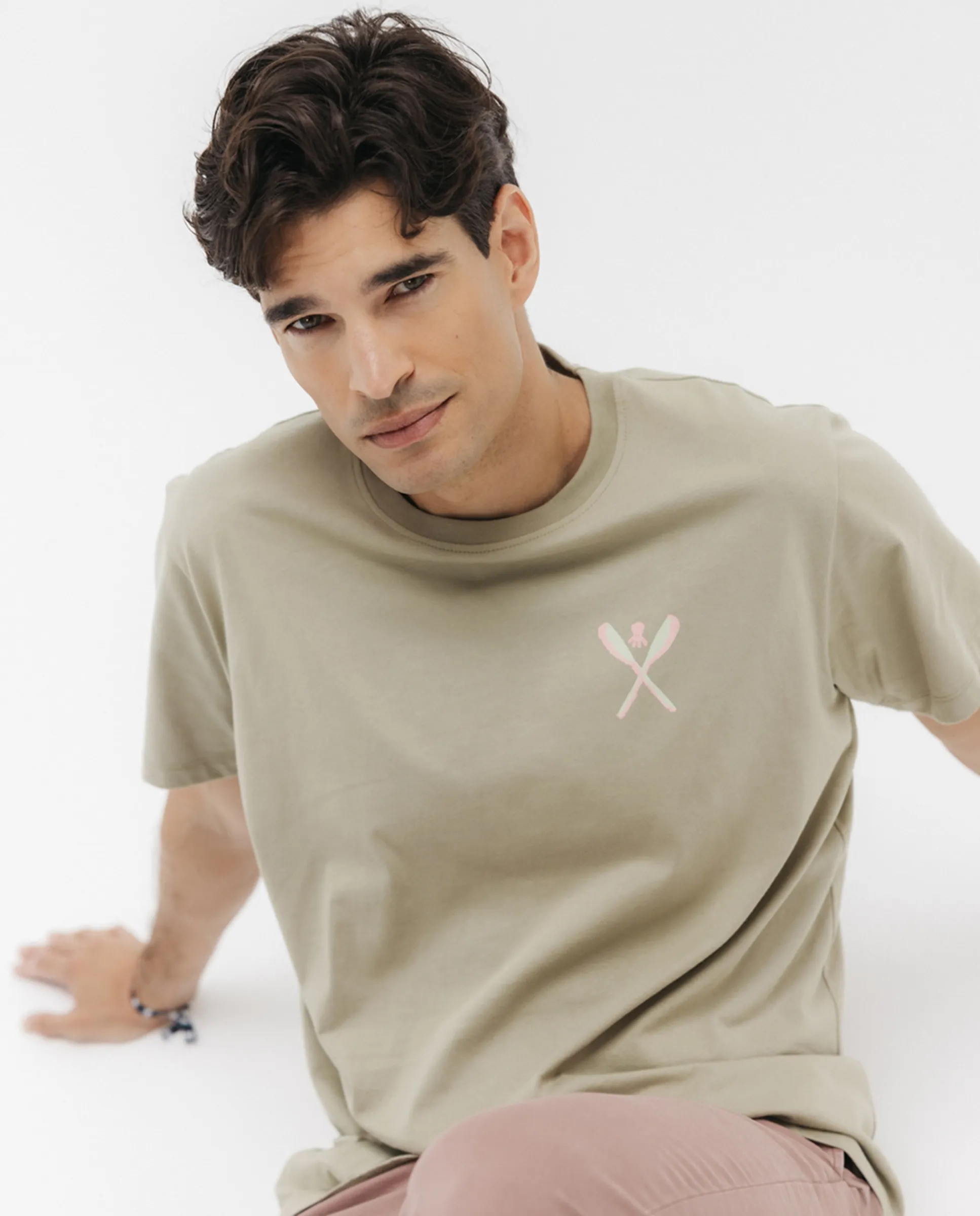 

Мужская футболка с коротким рукавом и принтом на спине El Pulpo, военный зеленый