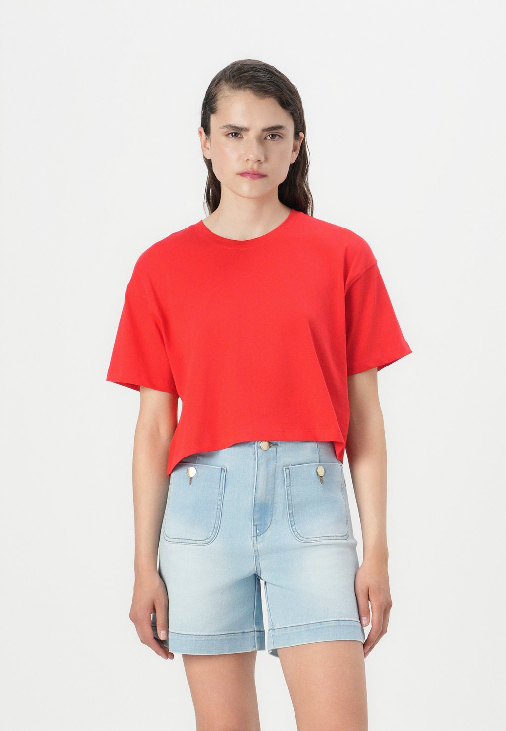 

Базовая футболка ONLMAY LIFE BOXY CROP ONLY, красный