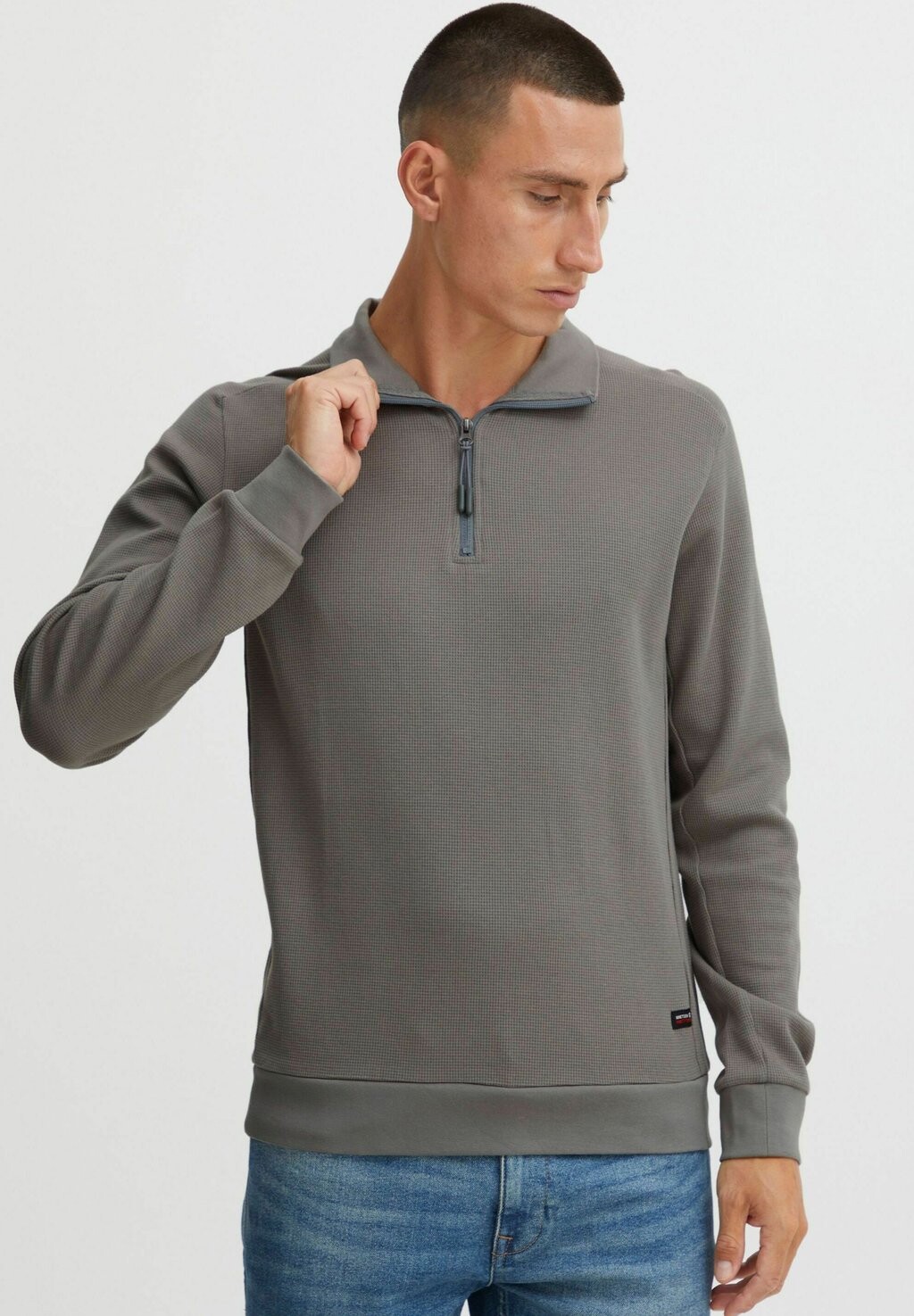 

Свитер вязаный IDNADOL INDICODE JEANS, цвет pewter