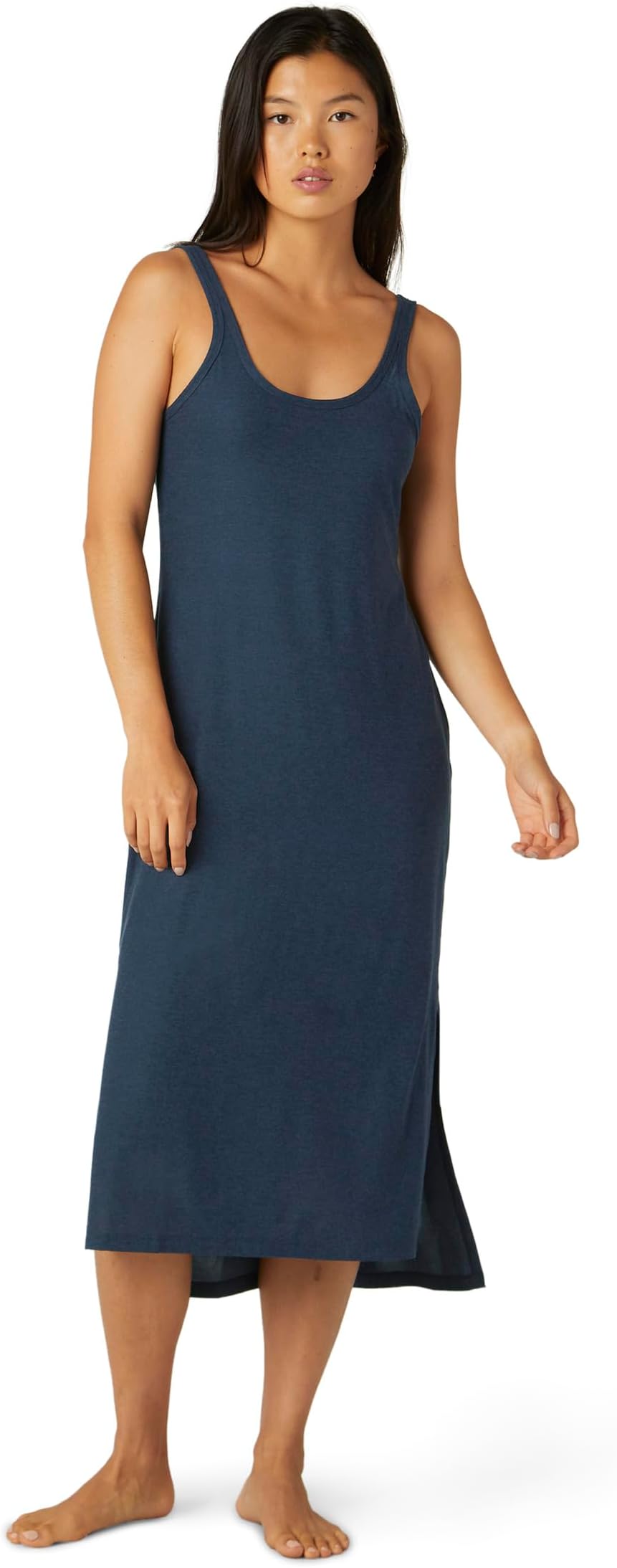 

Платье Beyond Yoga Featherweight Resort Dress, цвет Nocturnal Navy