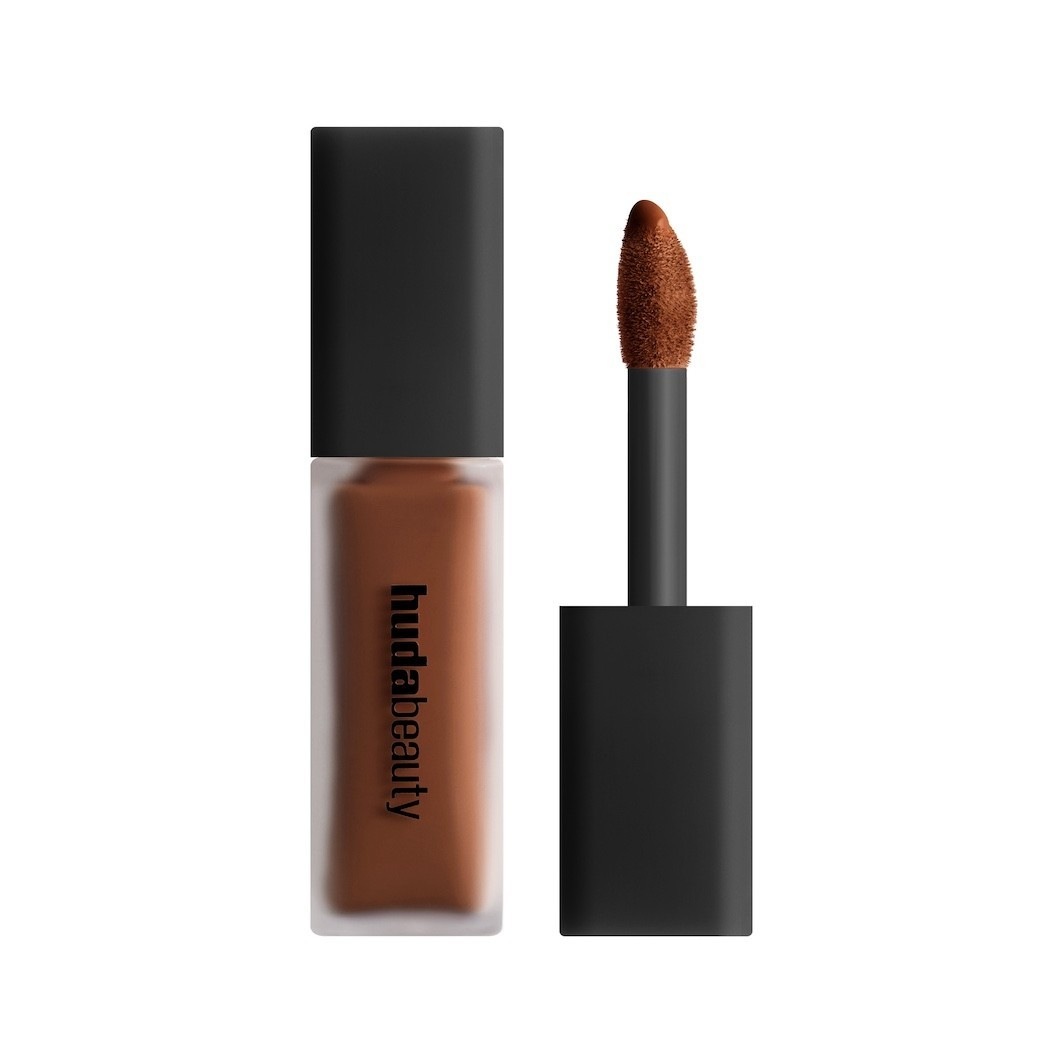 

Корректор #fauxfilter luminous matte liquid Huda Beauty, brownie 8.5, объем 9 мл