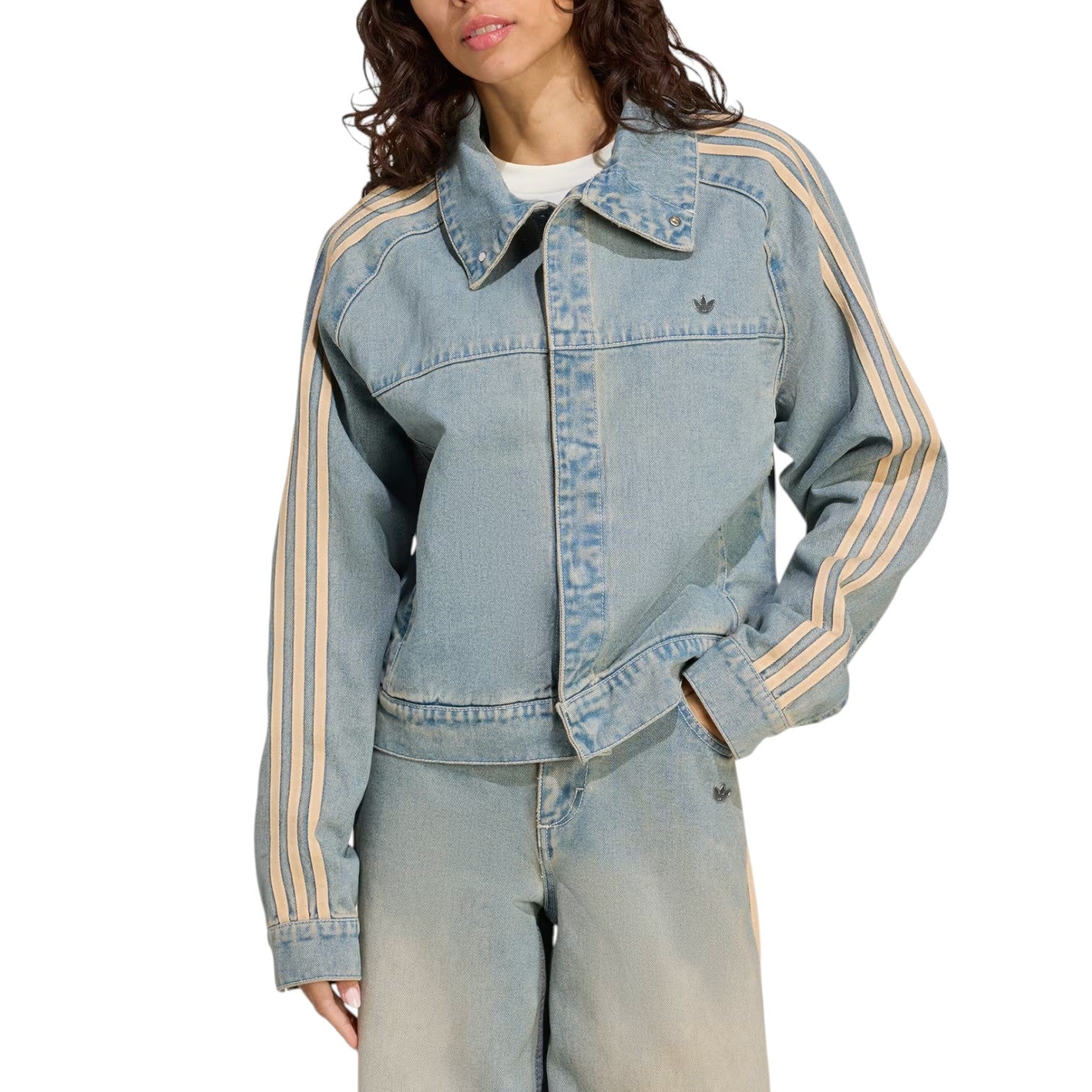 (WMNS) Джинсовая куртка Adidas Premium Essential Denim Jacket 'Indigo Denim' — фото 2