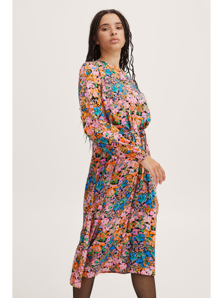 

Короткое платье ICHI Midikleid IHDUNALA DR 20116735 Midikleid mit Bindegürtel, красочный