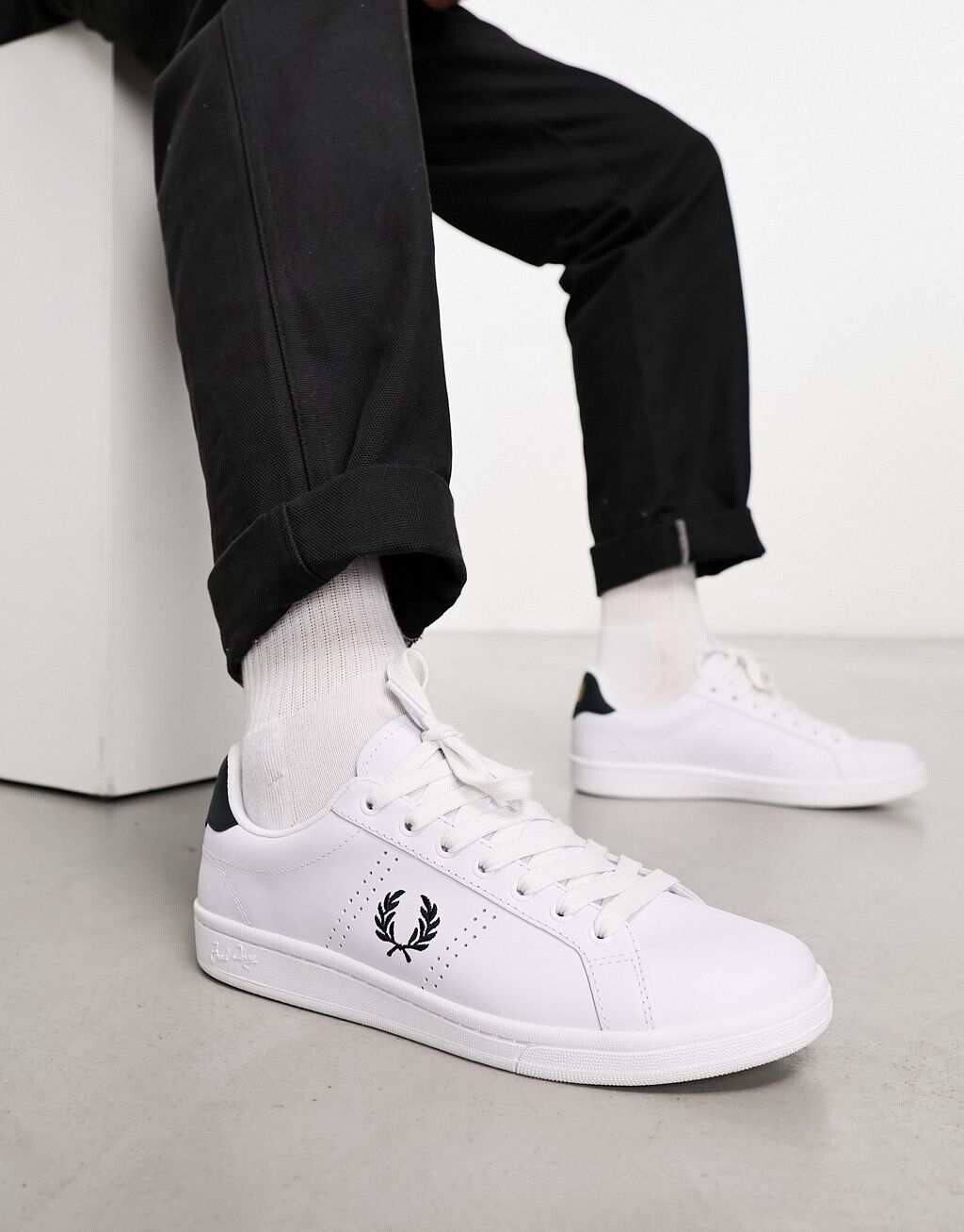 

Кроссовки Fred Perry B721, белый