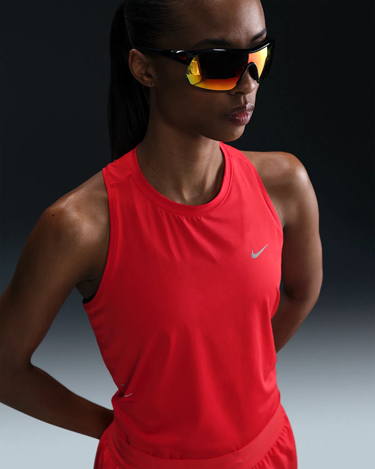 Женский топ для бега Dri-FIT Nike Swift, Light Crimson