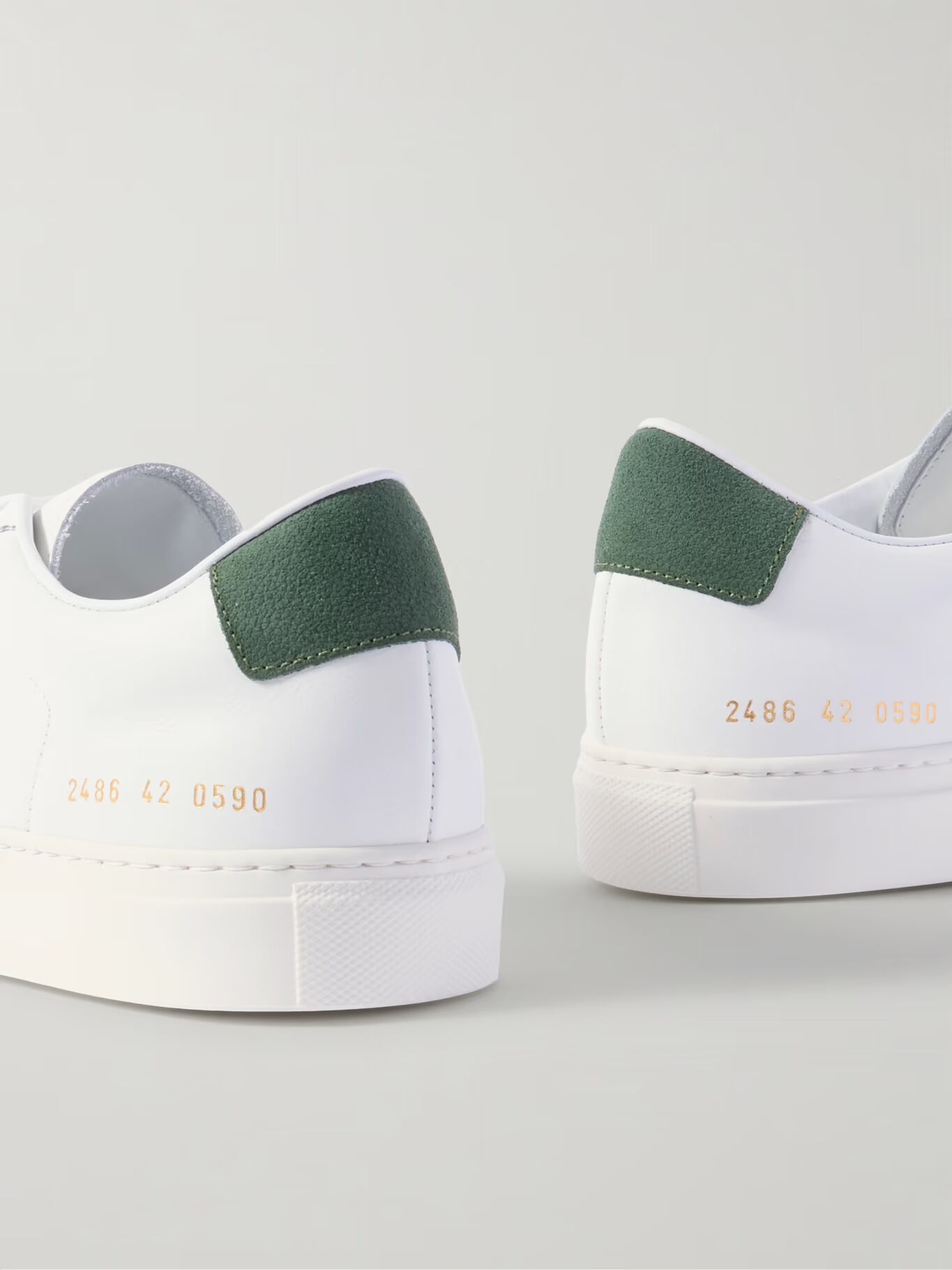 

Теннисные кожаные кроссовки с замшевой отделкой COMMON PROJECTS, белый