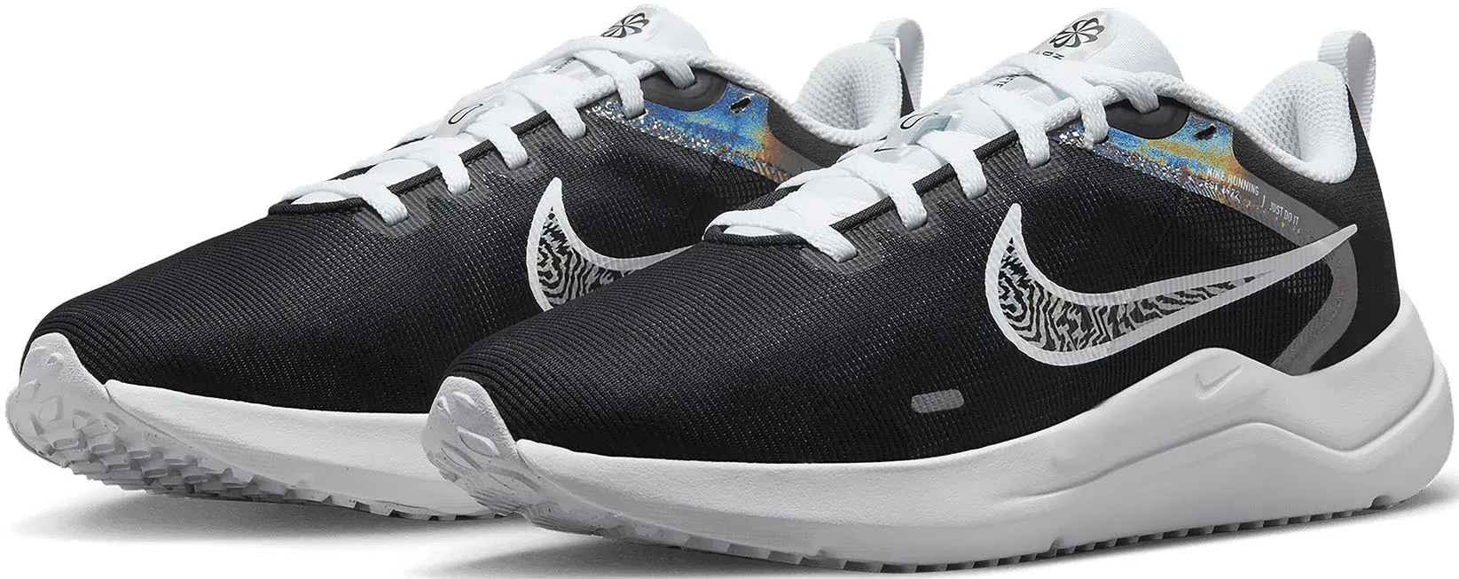 

Кроссовки Nike "W DOWNSHIFTER 12 PRM", белый