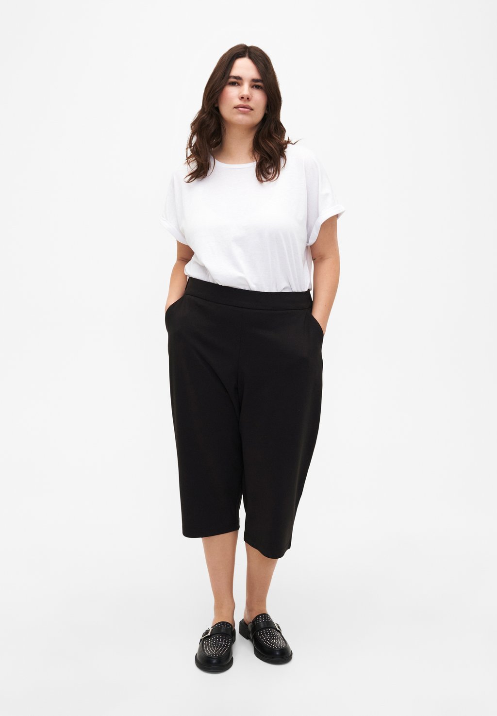

Брюки MADDISON LOOSE WITH POCKETS Zizzi, черный