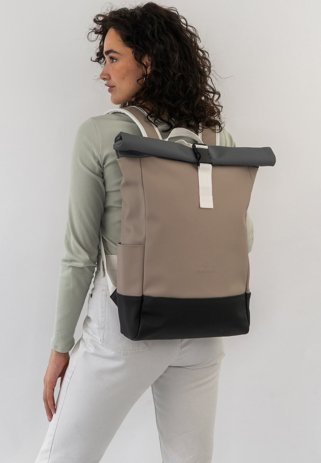 

Рюкзак HARVEY MEDIUM Johnny Urban, цвет beige/grau