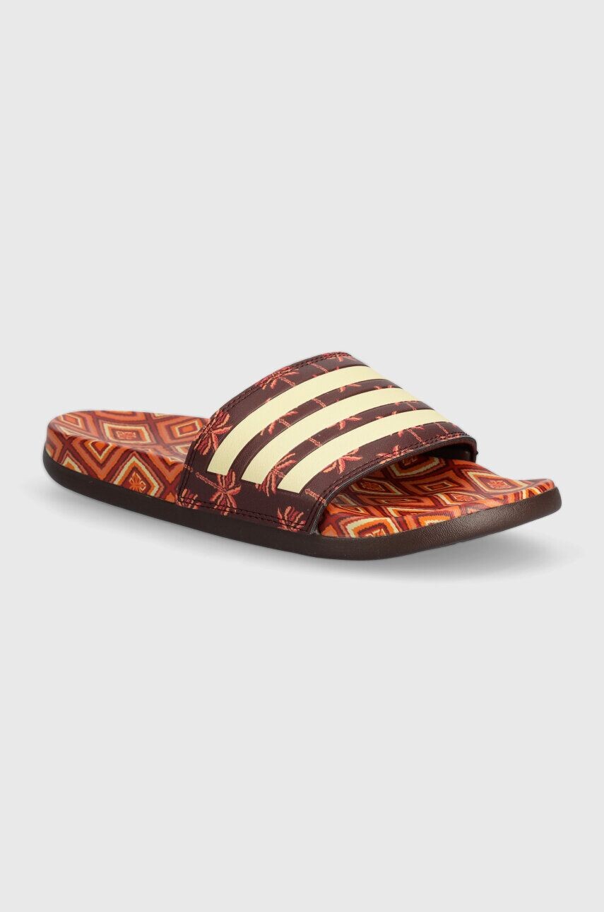

Шлепанцы adidas Adilette, коричневый