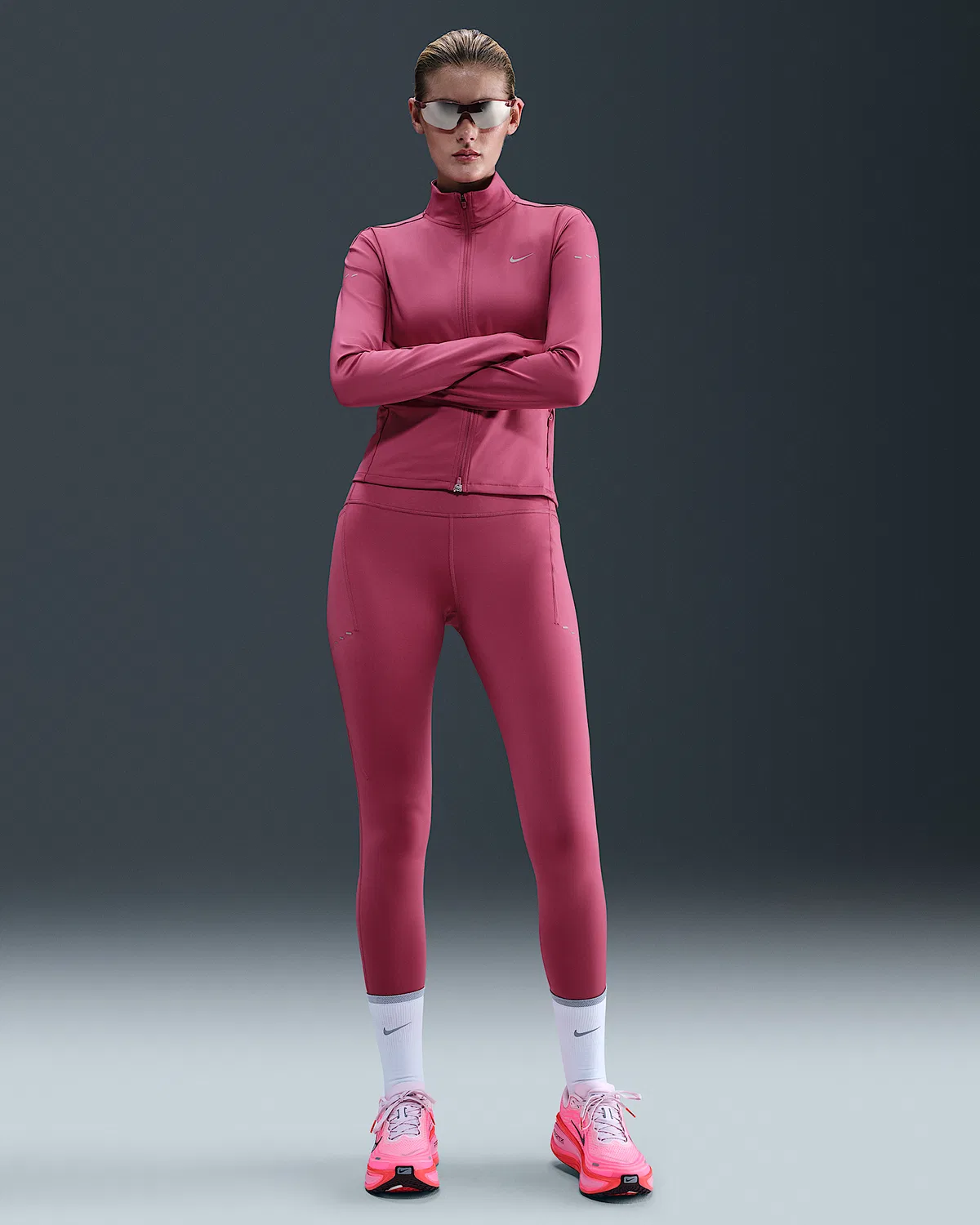 Женские леггинсы для бега Nike Swift с высокой посадкой 7/8 и карманами, Sweet Beet