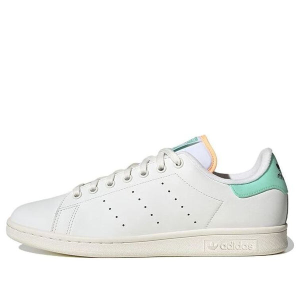 

Кроссовки оригиналы stansmith Adidas, белый