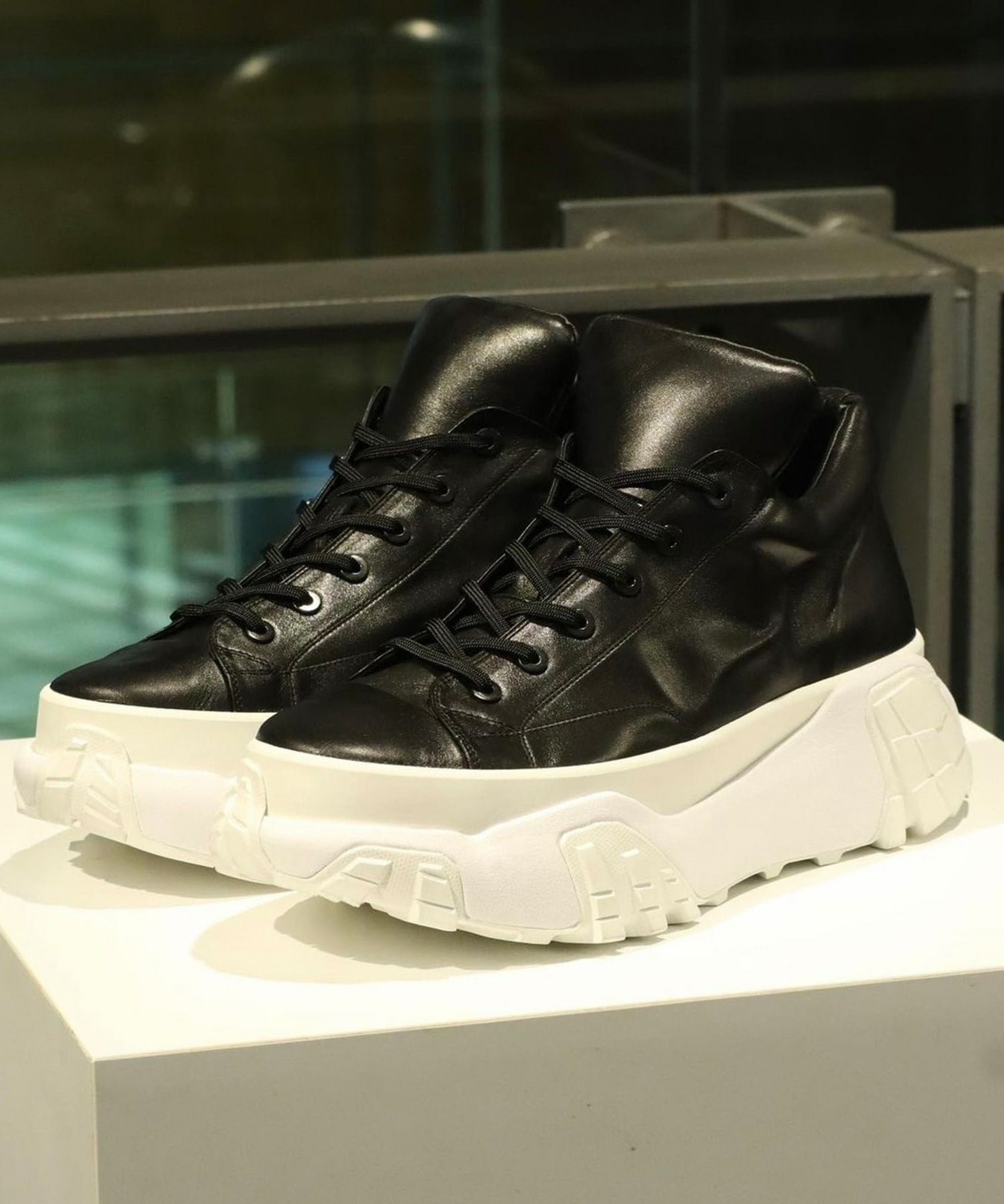 Кроссовки TATSUYAOCONOGI Chunky Mid-Cut Onegravity, black