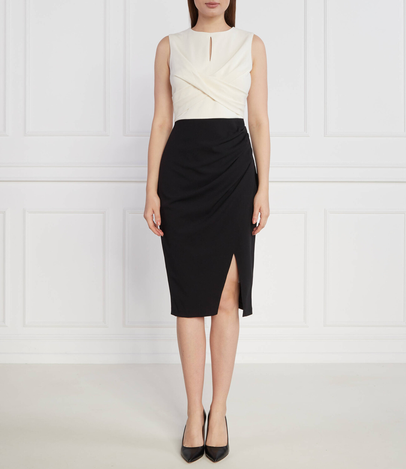 

Платье DKNY, черный