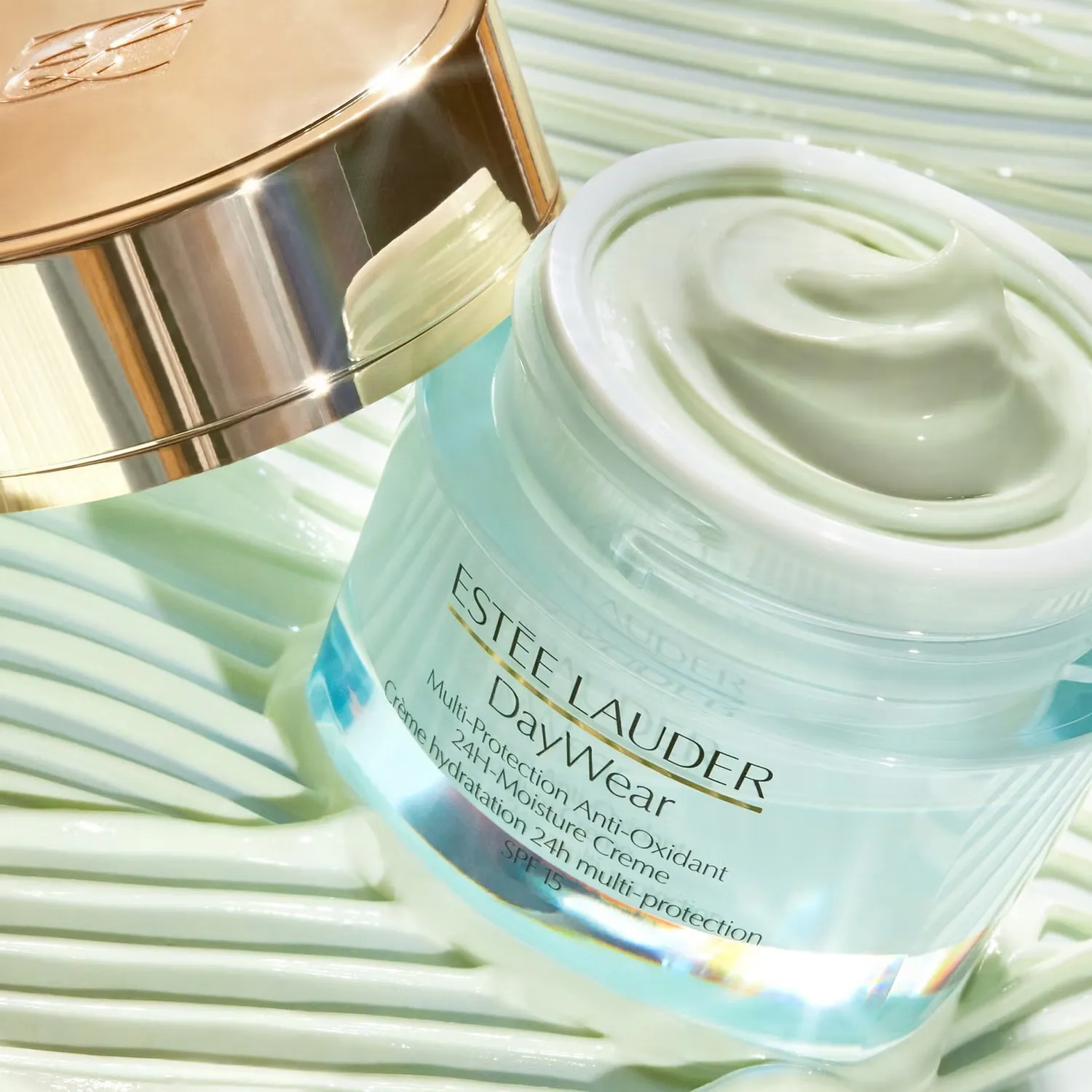 DayWear Advanced Мультизащитный антиоксидантный крем SPF15 N/C 50 мл Estée Lauder — фото 4