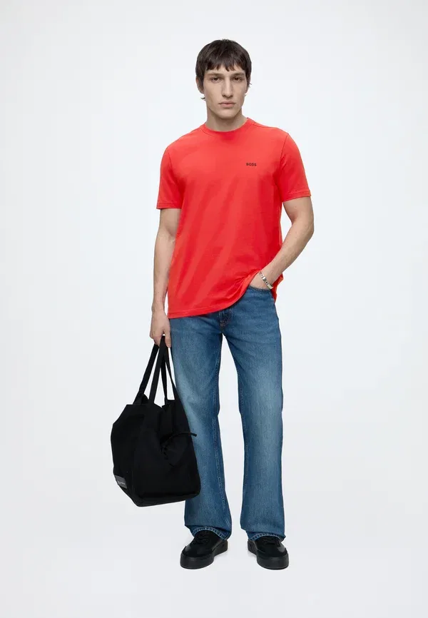 Футболка базовая Boss Tee basic t-shirt, открытый красный — фото 2