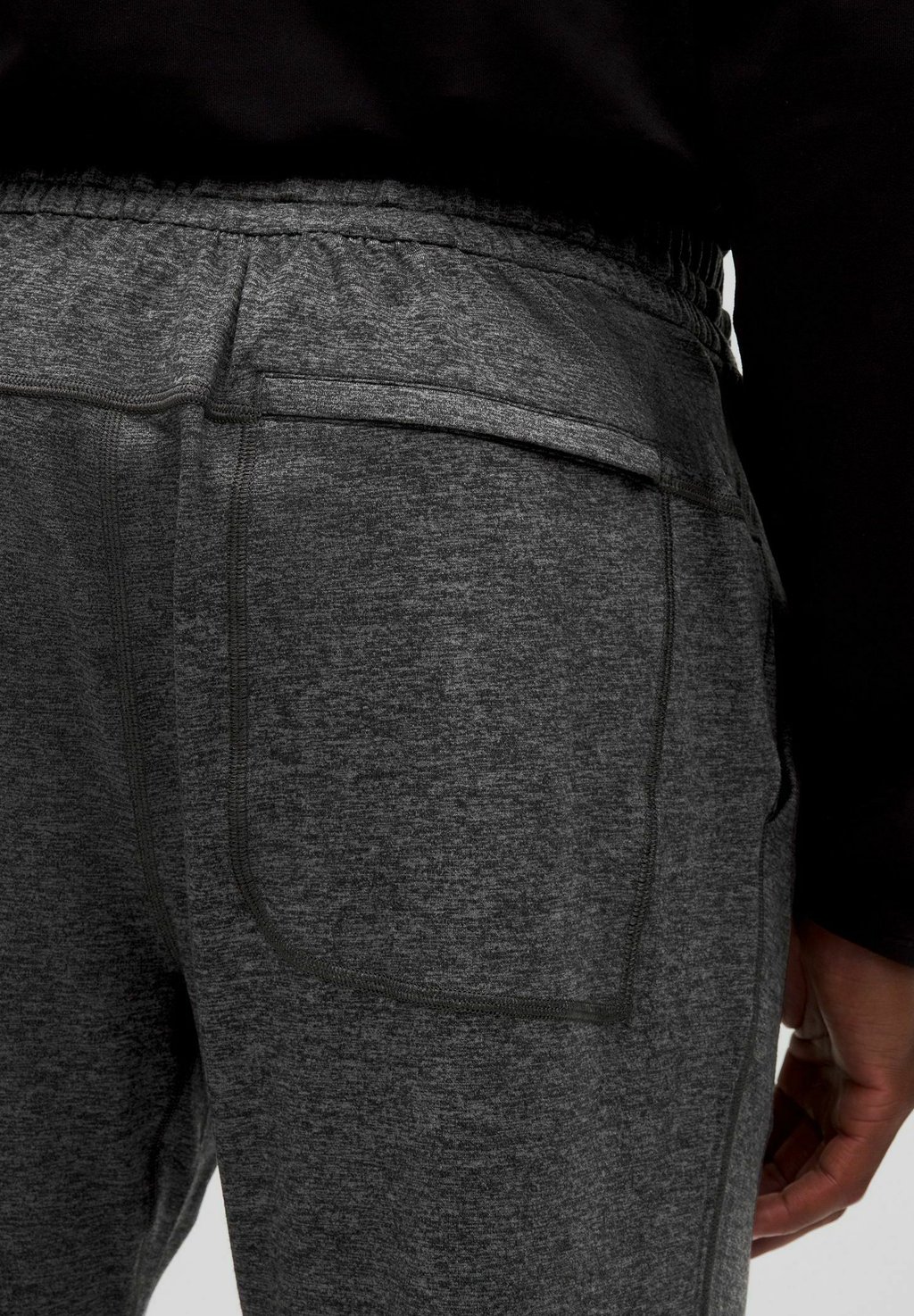 

Спортивные брюки SOFT JOGGER REGULAR lululemon, серый