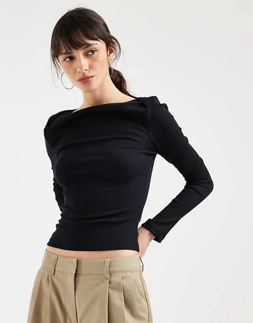 

Черный топ с вырезом-лодочкой и окантовкой ASOS DESIGN