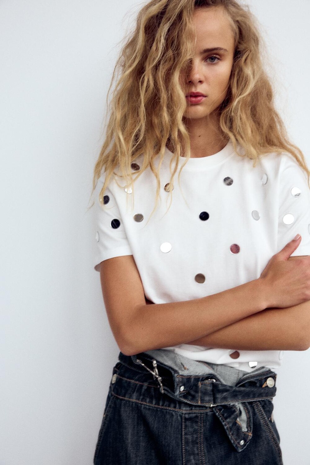 

Футболка с зеркальной аппликацией ZARA, белый