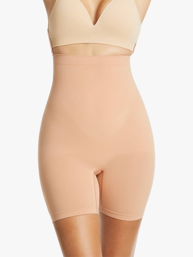 

Корректирующие шорты Killer Curve с высокой талией Ambra