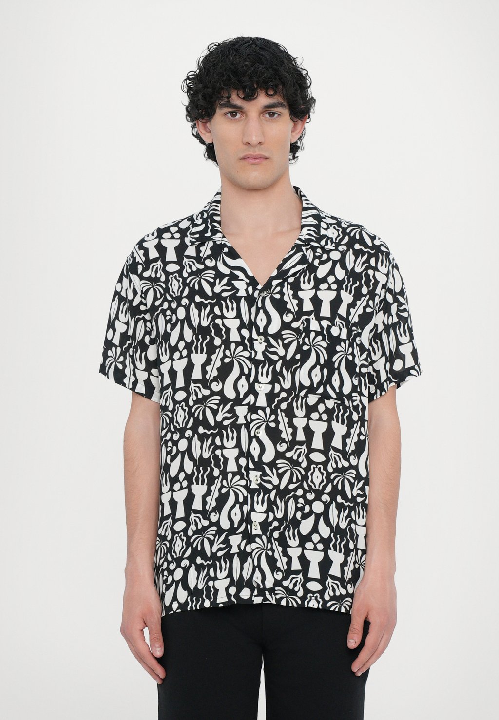 

Рубашка CAMP SHIRT TULUM ALEJANDRA ANGLADA arrels Barcelona, черный