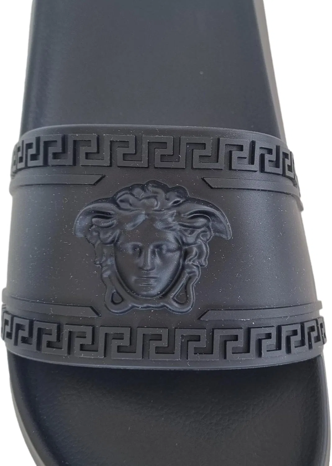 Резиновые сандалии Versace Medusa унисекс, артикул 1008733, черные — фото 2