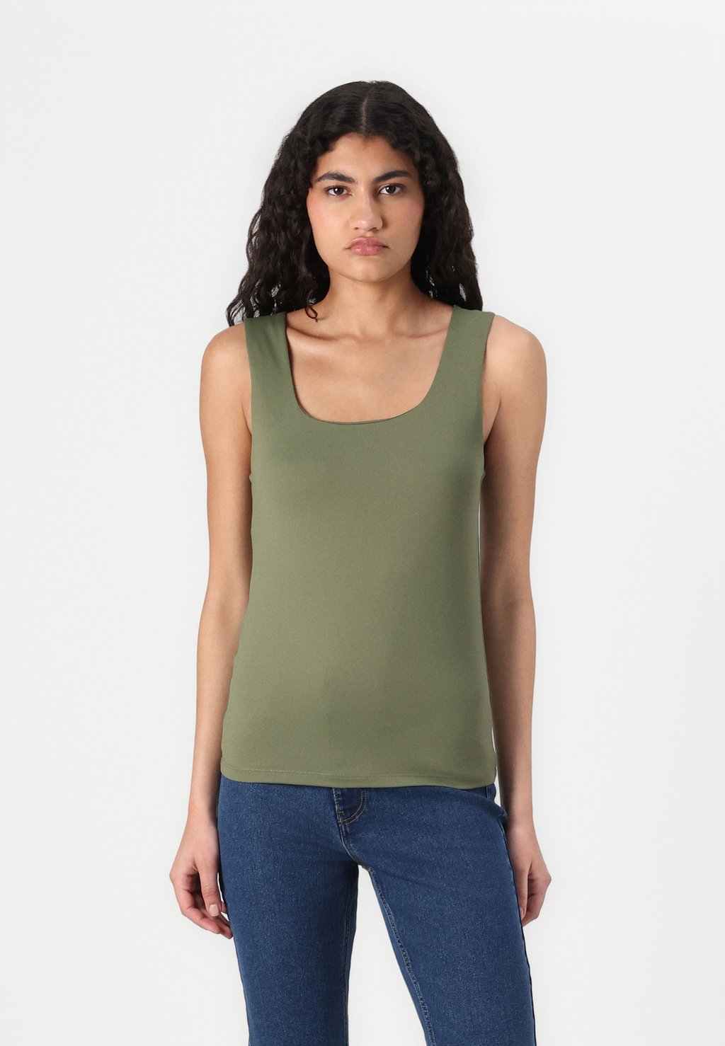 

Топ VIKENZA U-NECK TANK REV NOOS VILA, цвет Four Leaf Clover