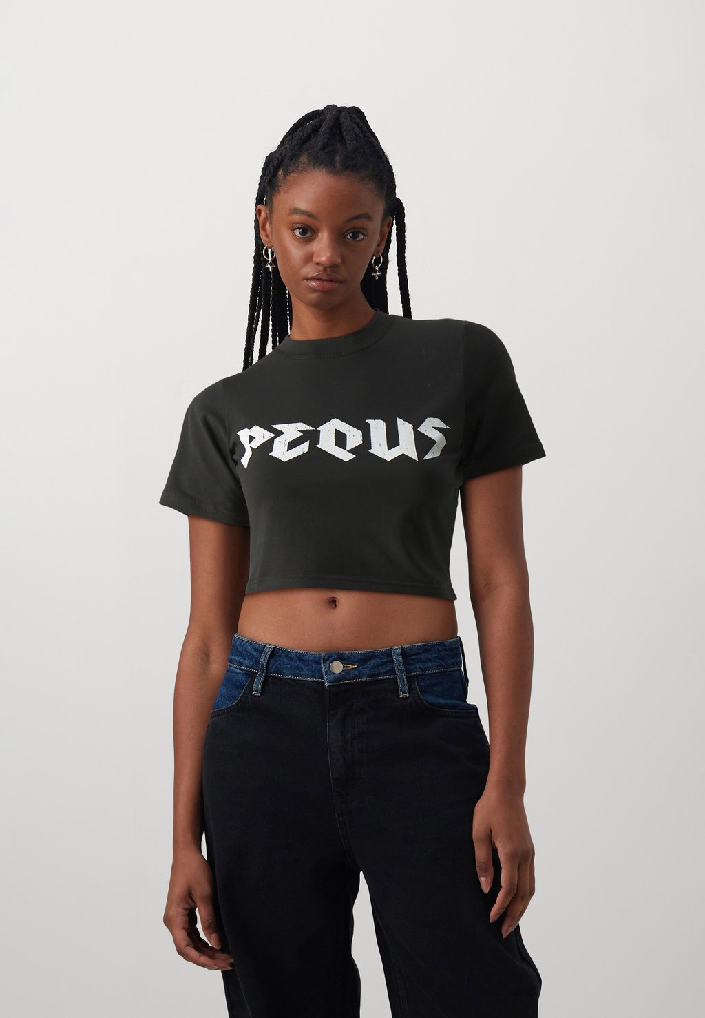 

Футболка с принтом BAND LOGO CROP PEQUS, цвет black