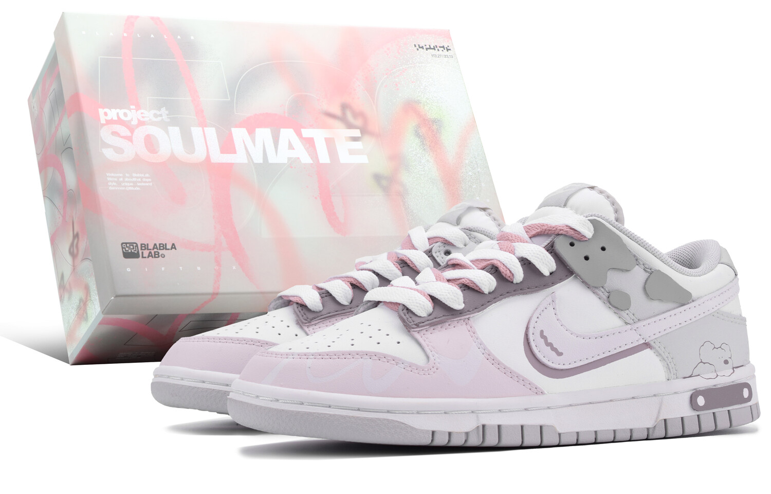 

Кроссовки Nike Dunk Skateboarding Shoes Women's Low-top Grey/white, серый/белый