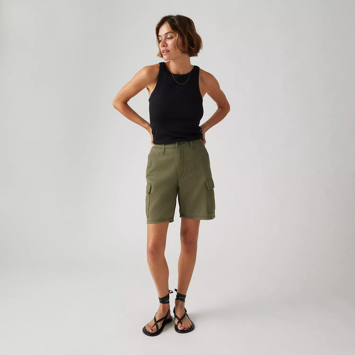 

Женские шорты Baggy Cargo Levi's, цвет Army Green