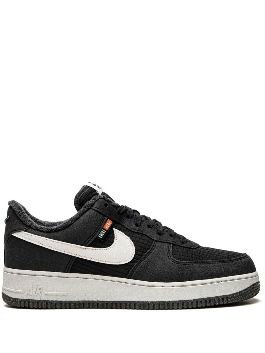 

Кроссовки Nike Air Force 1 '07 LV8, черный/белый