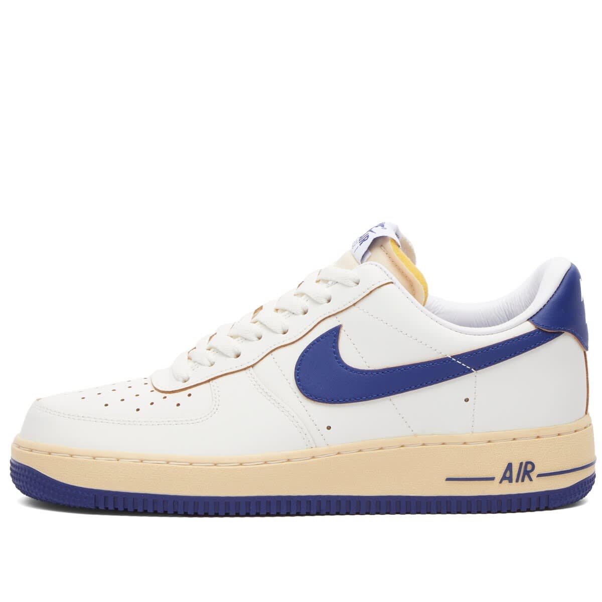 

Кроссовки Nike Wmns Air Force 1 '07, цвет Sail & Deep Royal Blue