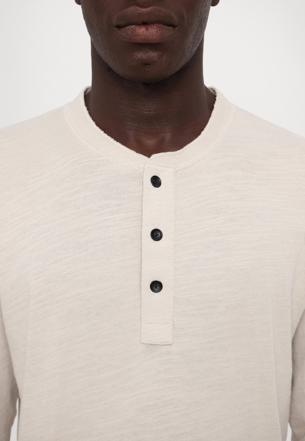 

Джемпер CLASSIC HENLEY rag & bone, белый