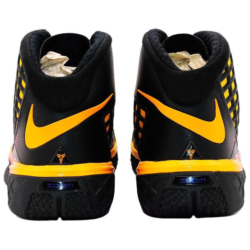Кроссовки Nike Kobe 3 Black Gold Asia Exclusive, черный/желтый — фото 3