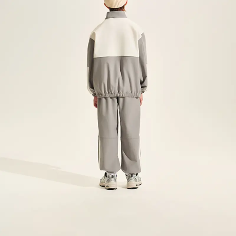 Детский спортивный комплект Casual Sportswear 2 Piece Set New Balance, серый — фото 4