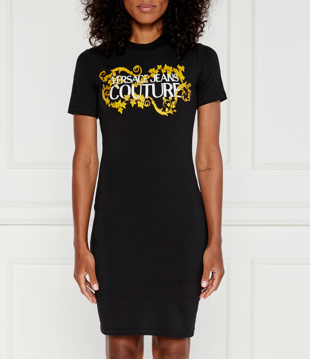 

Платье Versace Jeans Couture, черный